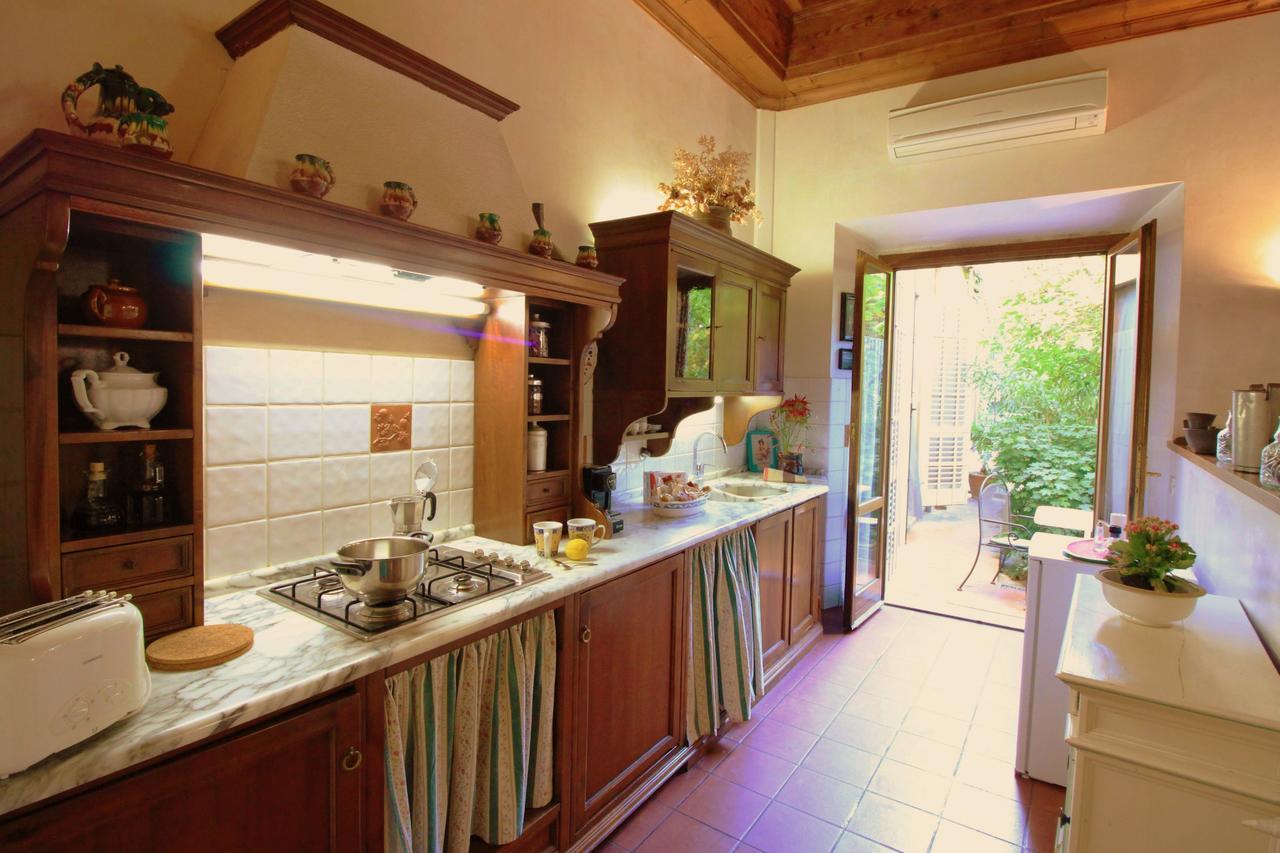 Domus Giorgio Apartment Florence Exterior photo